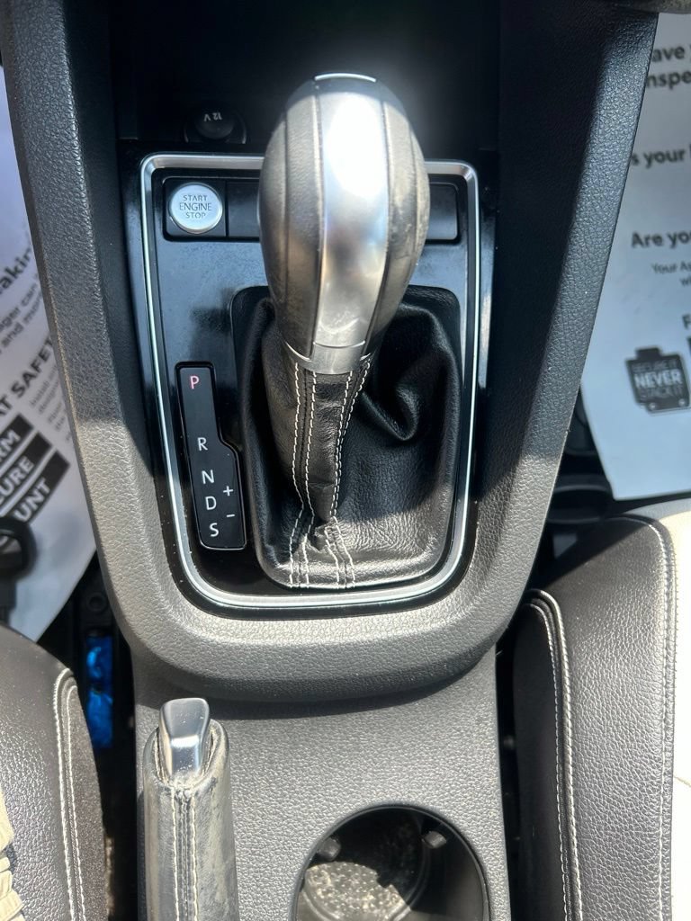 Used 2016 Volkswagen Jetta Sport FWD image 31