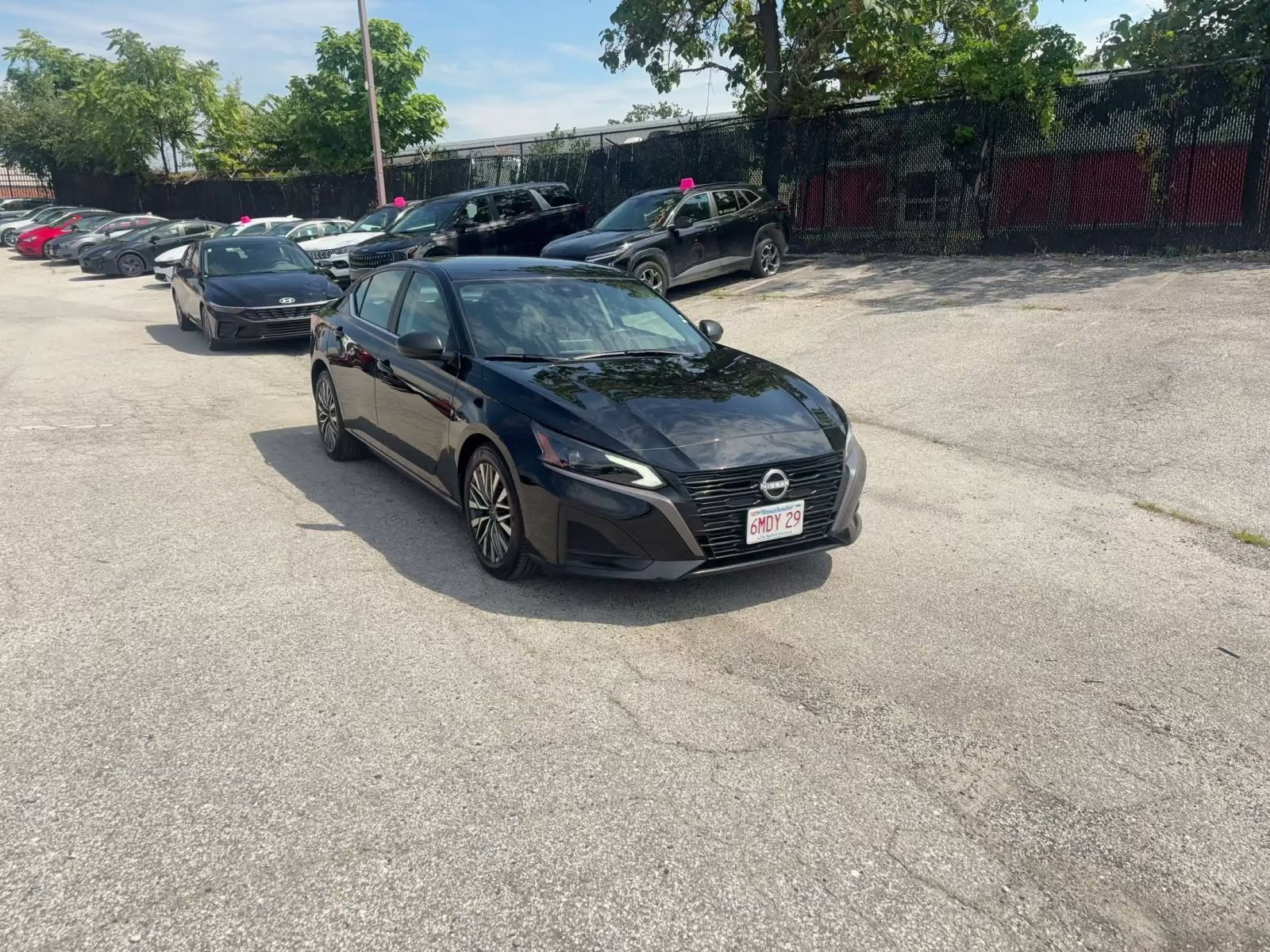 Used 2026 Nissan Altima 2.5 SV FWD image 3