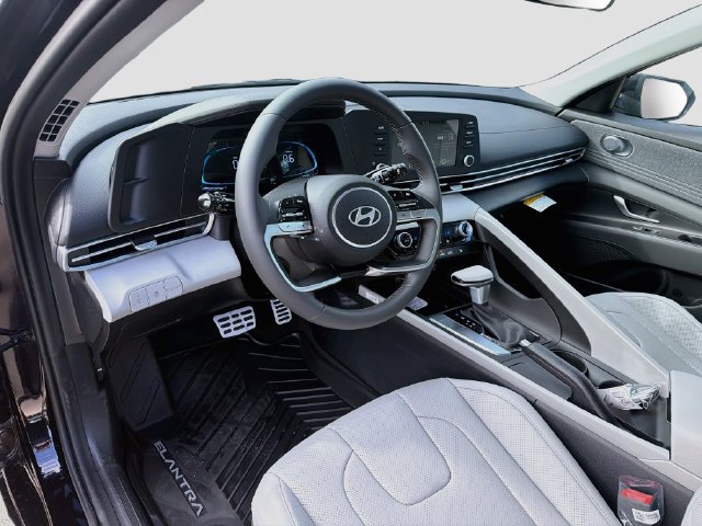New 2026 Hyundai Elantra SEL Sport FWD image 9