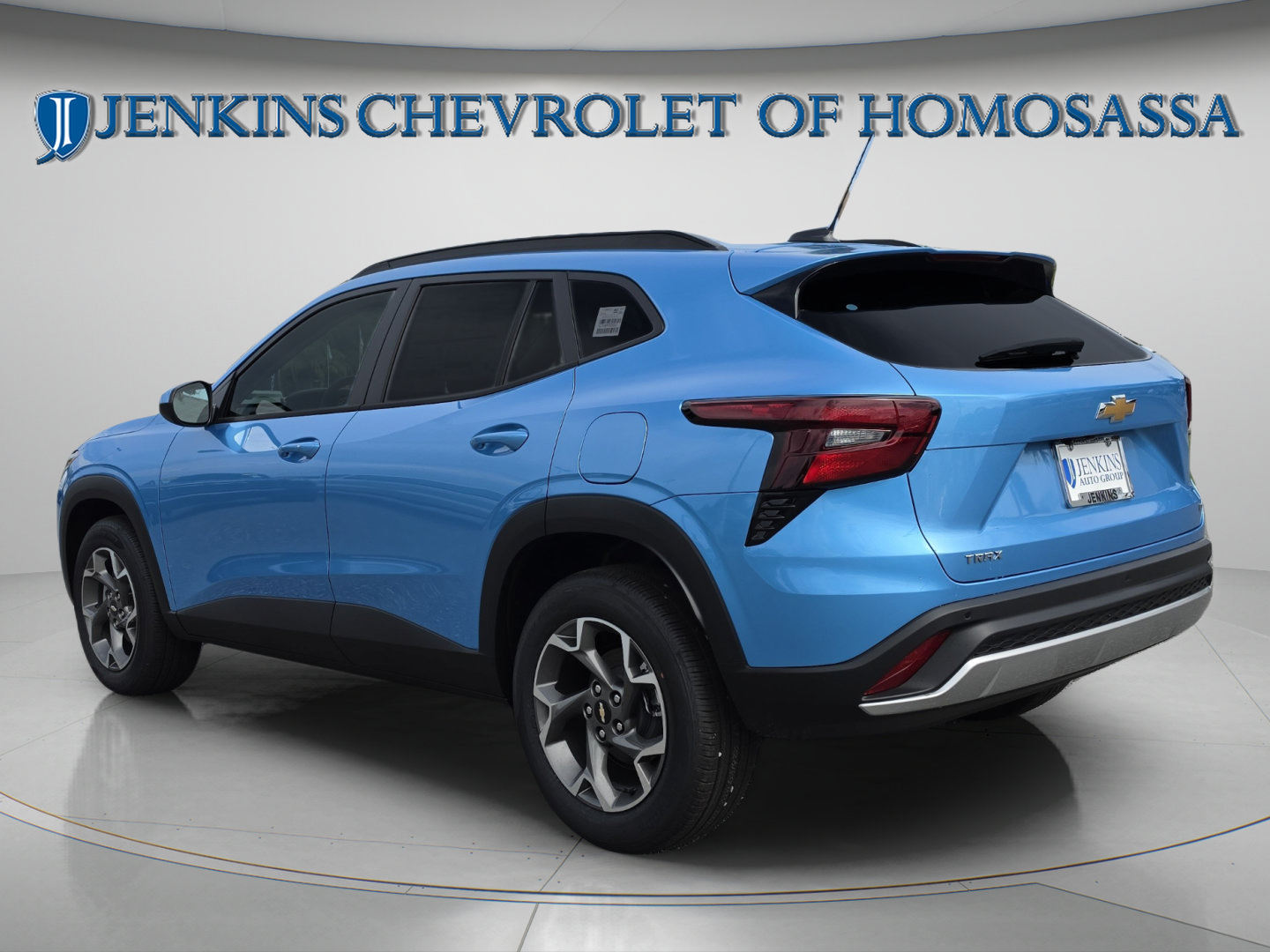 New 2026 Chevrolet Trax LT w/ Sunroof Package FWD image 7