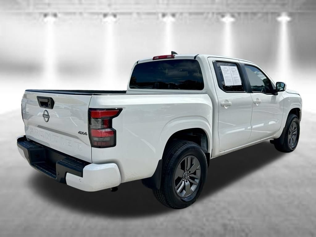 Certified 2025 Nissan Frontier SV AWD/4WD image 6