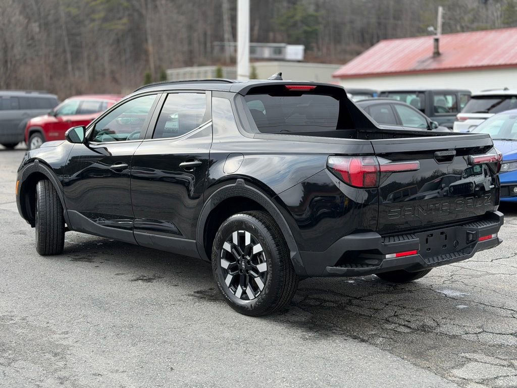 Used 2025 Hyundai Santa Cruz SEL image 3