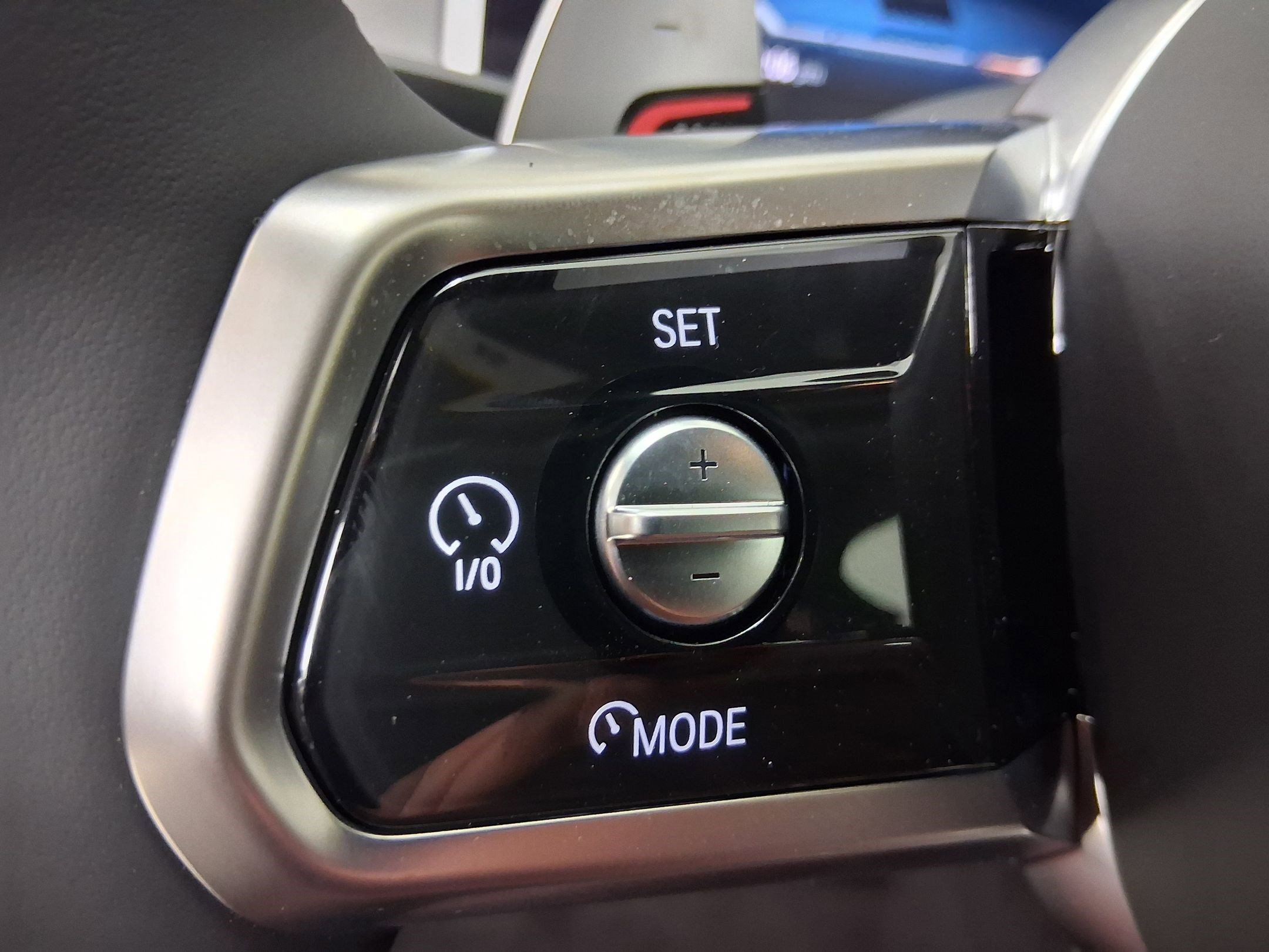 New 2026 BMW 750e xDrive w/ Premium Package AWD/4WD image 21