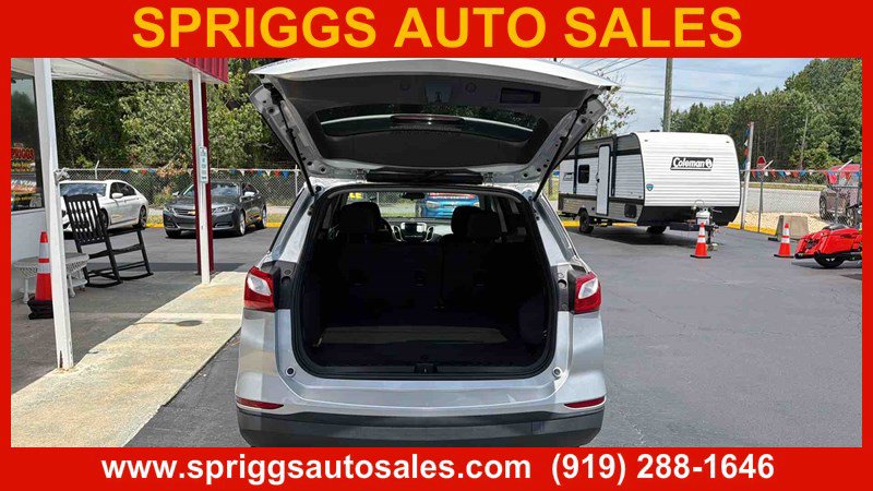Used 2021 Chevrolet Equinox LS w/ LS Convenience Package FWD image 7