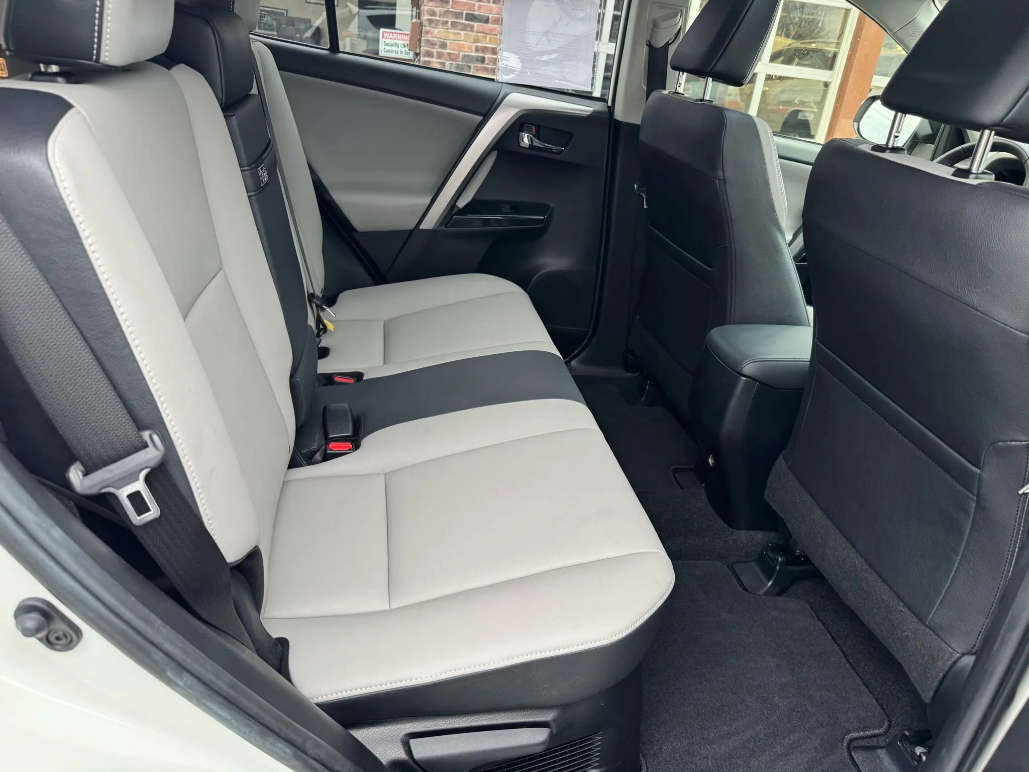 Used 2017 Toyota RAV4 Limited w/ Advanced Technology Package image 40