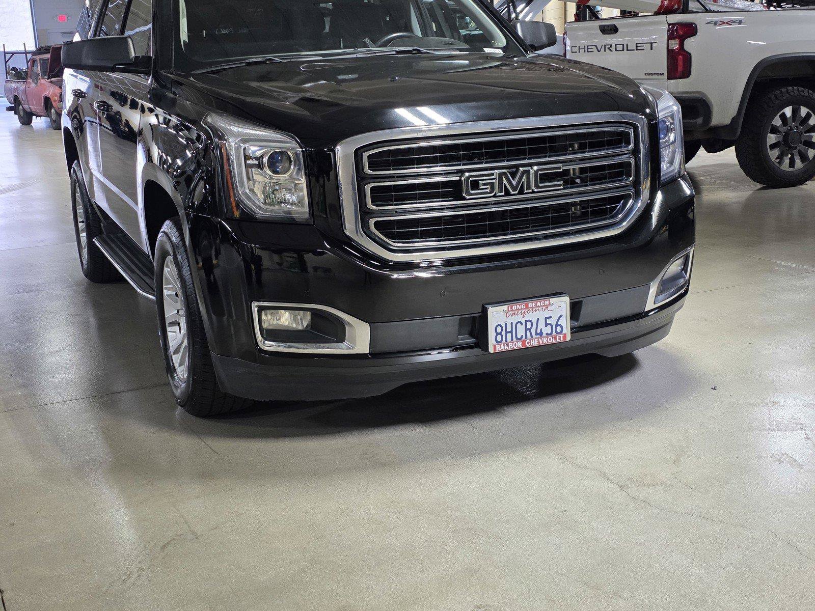 Used 2017 GMC Yukon SLT AWD/4WD image 9