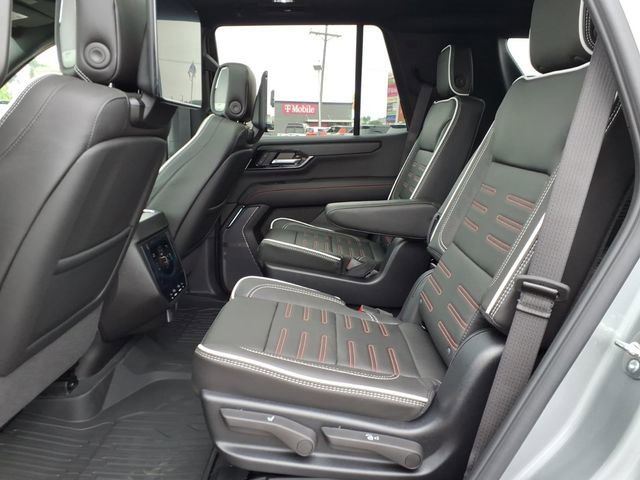 New 2026 GMC Yukon AT4 Ultimate AWD/4WD image 10