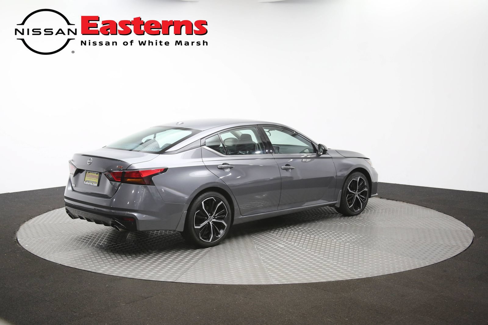 Used 2024 Nissan Altima 2.5 SR FWD image 35