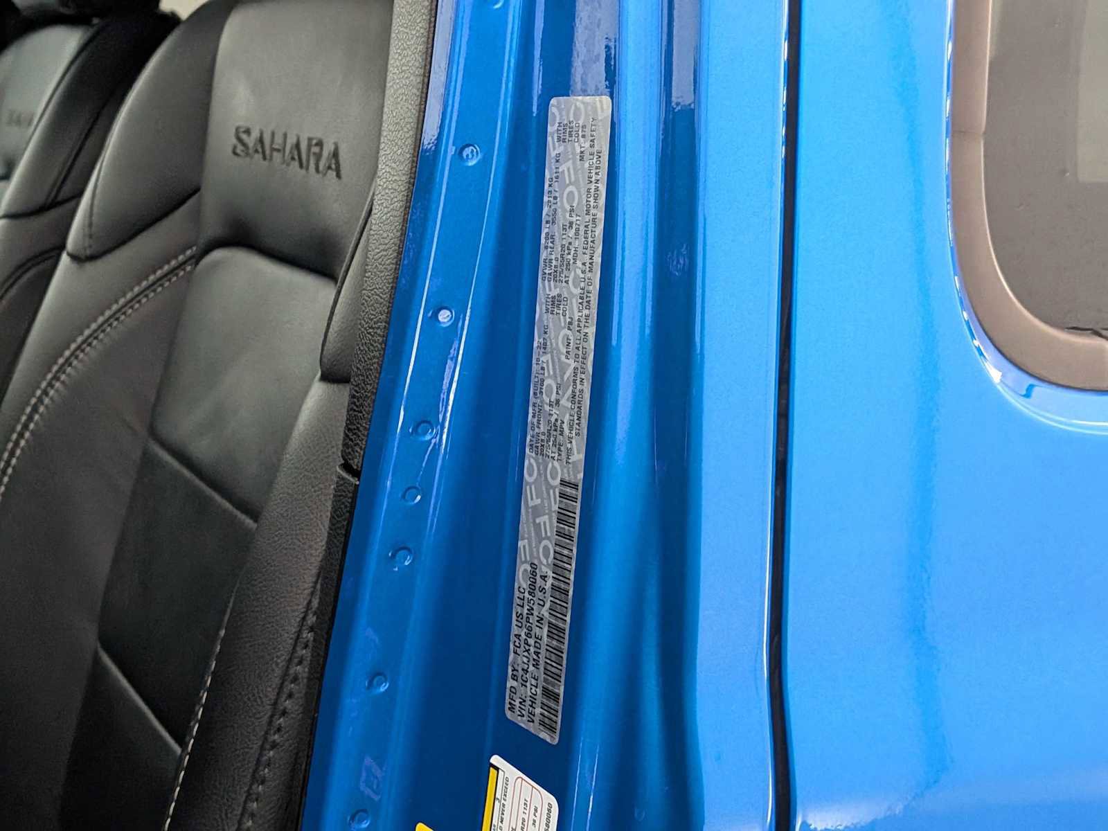 Used 2023 Jeep Wrangler Sahara w/ Cold Weather Group image 35