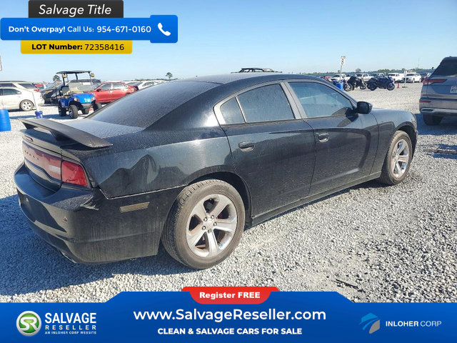 Used 2014 Dodge Charger SE RWD image 4