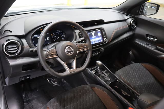 Used 2022 Nissan Kicks SR image 20