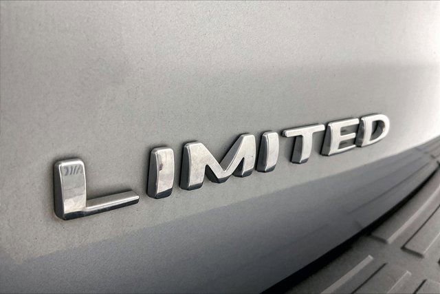 Used 2024 Ford Expedition Max Limited image 32