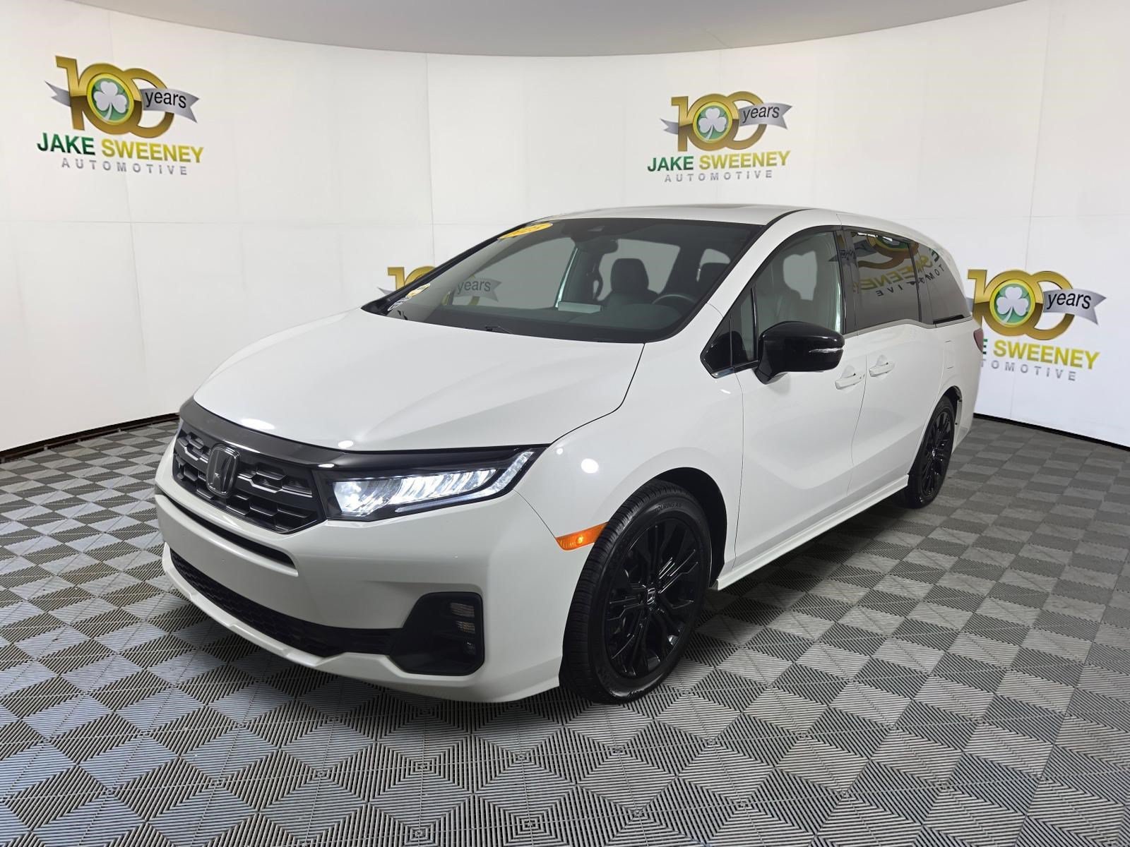 Used 2025 Honda Odyssey Sport-L image 4