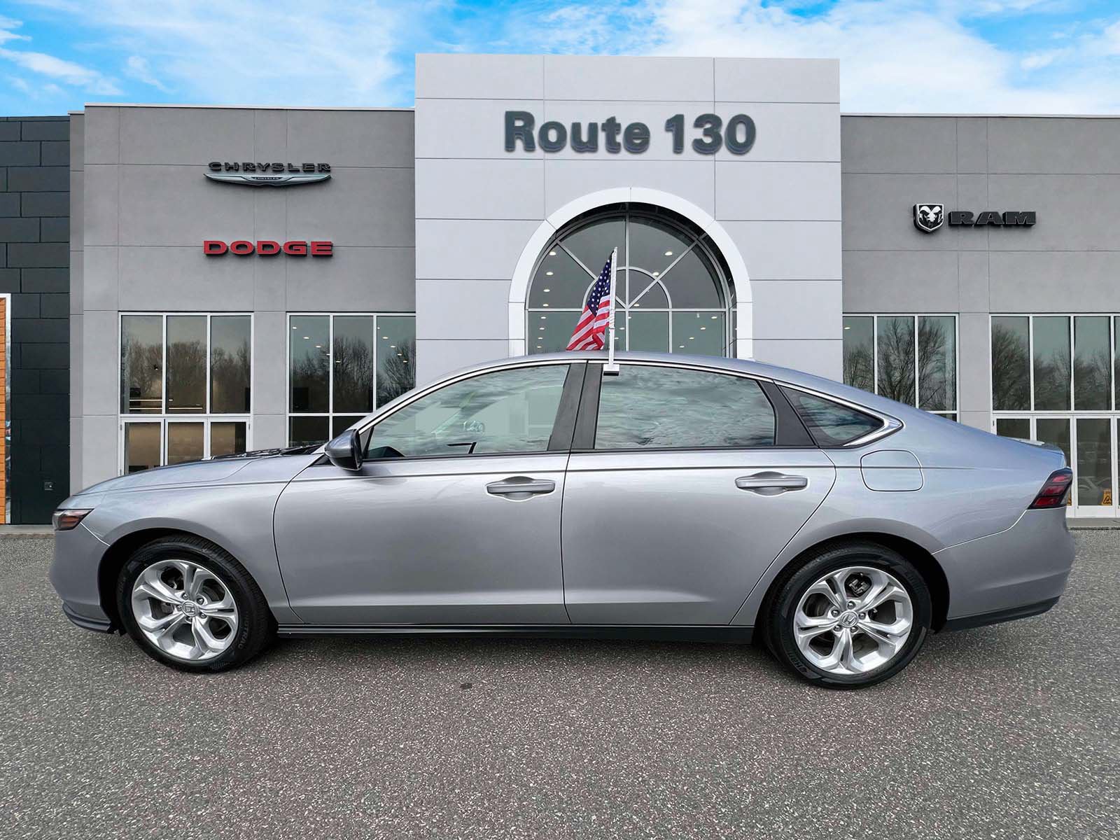Used 2023 Honda Accord LX image 5