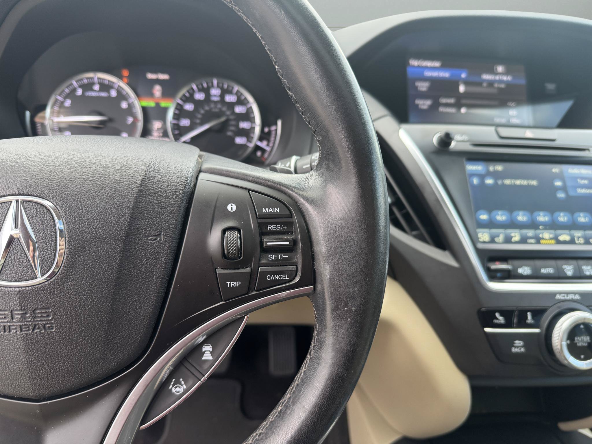 Used 2020 Acura MDX SH-AWD image 16