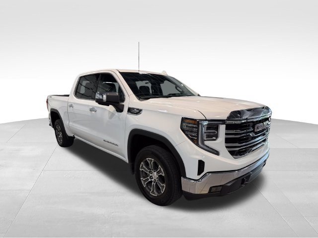 Used 2025 GMC Sierra 1500 SLT AWD/4WD image 3