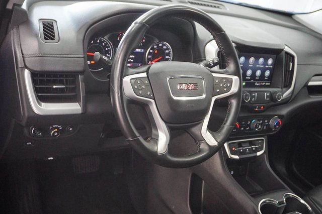Used 2024 GMC Terrain SLT image 6