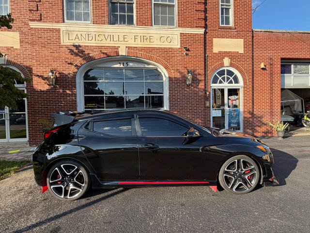 Used 2020 Hyundai Veloster N w/ Performance Package FWD image 3