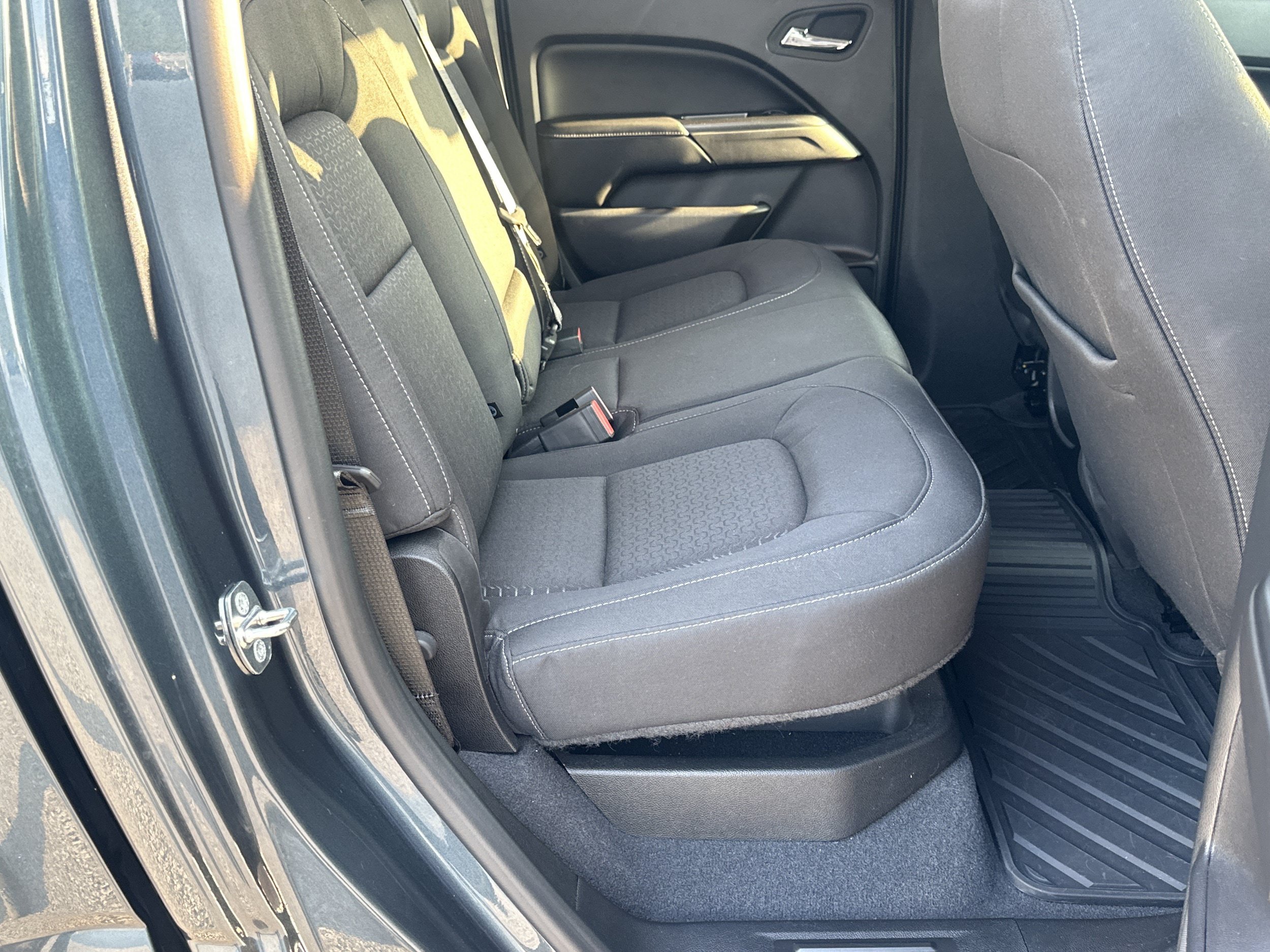Used 2019 GMC Canyon SLE w/ SLE Convenience Package RWD image 15