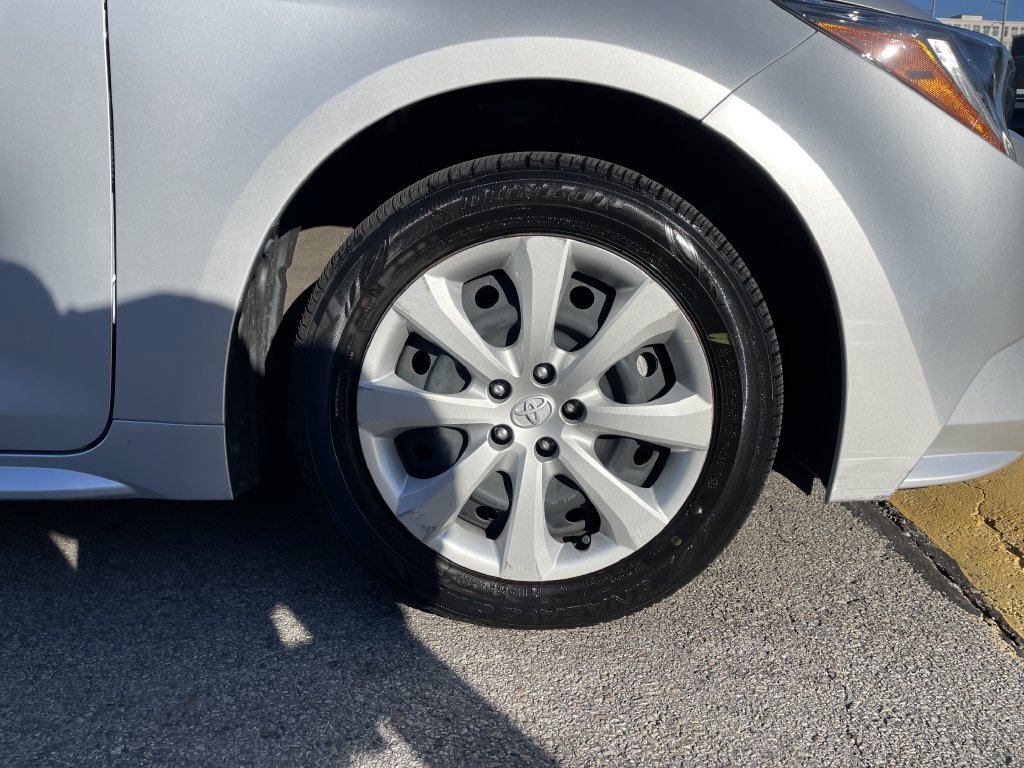 Certified 2024 Toyota Corolla LE FWD image 11