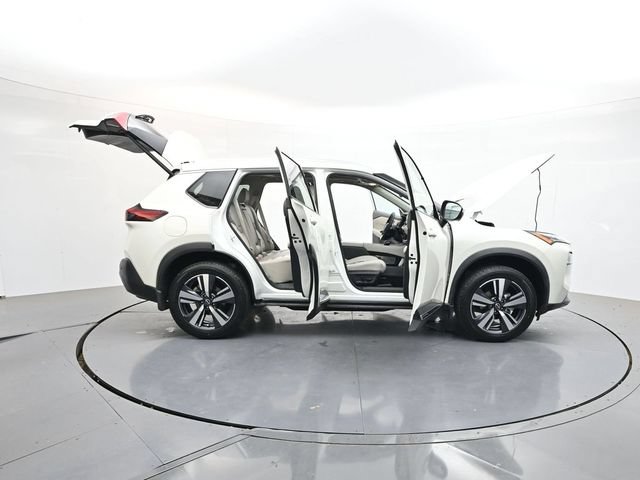 Used 2023 Nissan Rogue SL FWD image 41