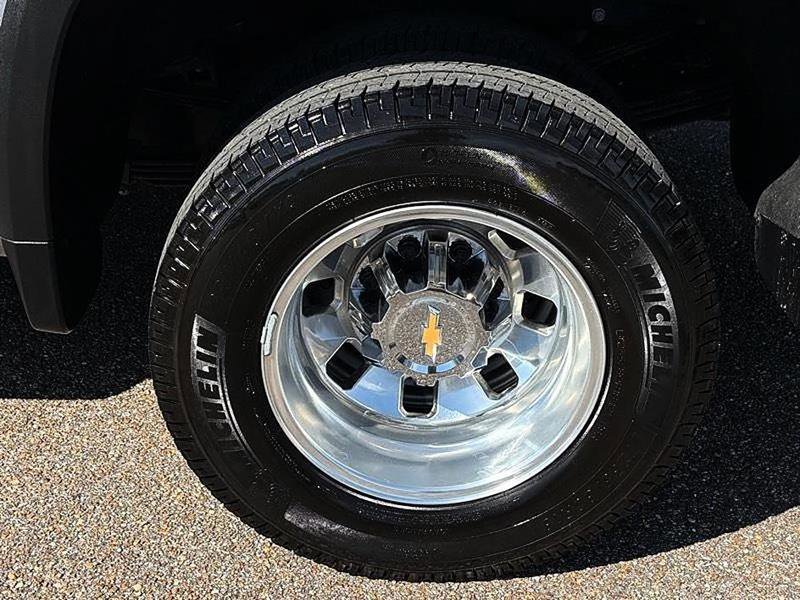 Used 2024 Chevrolet Silverado 3500 High Country image 63