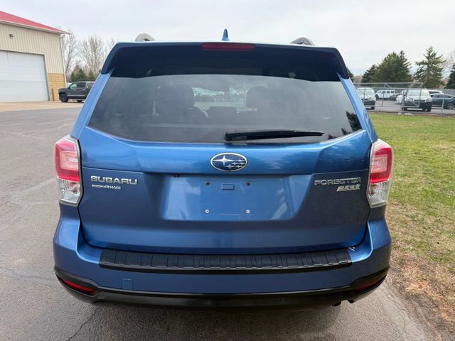 Used 2017 Subaru Forester 2.5i Premium AWD/4WD image 2