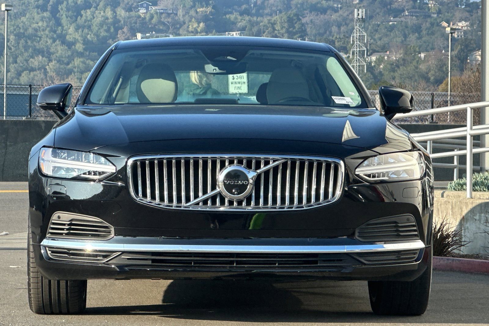 Used 2024 Volvo S90 T8 Ultimate image 10