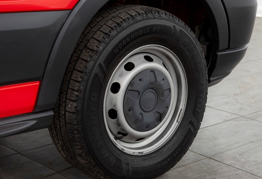 Used 2016 Ford Transit 350 XL image 12