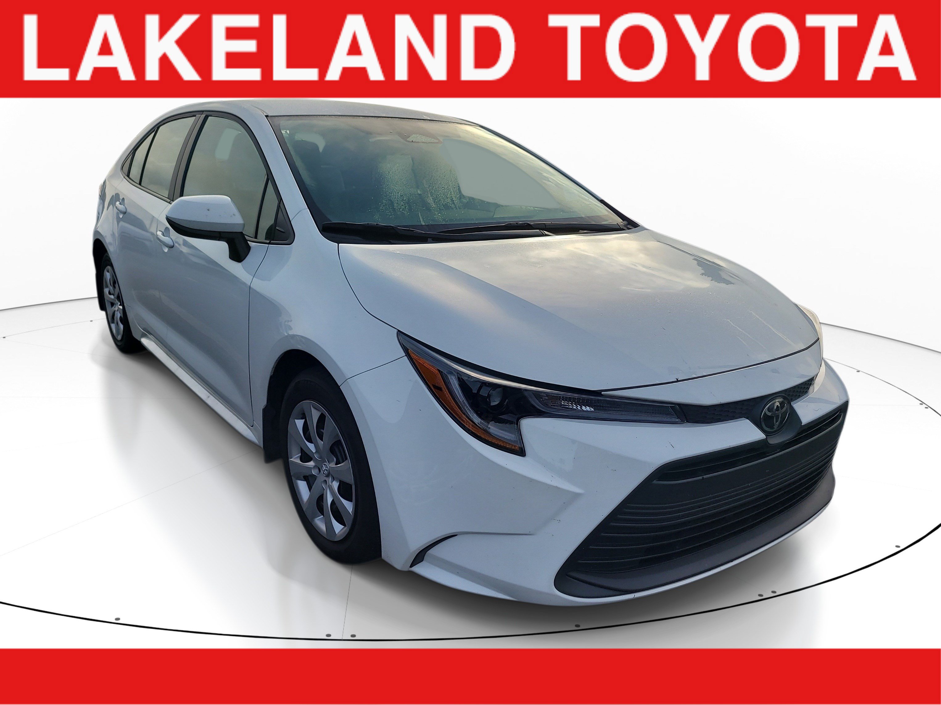 Certified 2025 Toyota Corolla LE FWD image 1