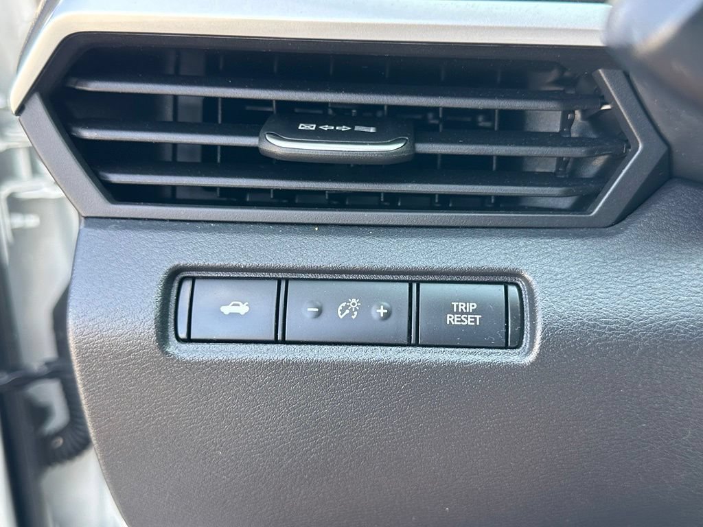 Used 2022 Nissan Altima 2.5 SR FWD image 28