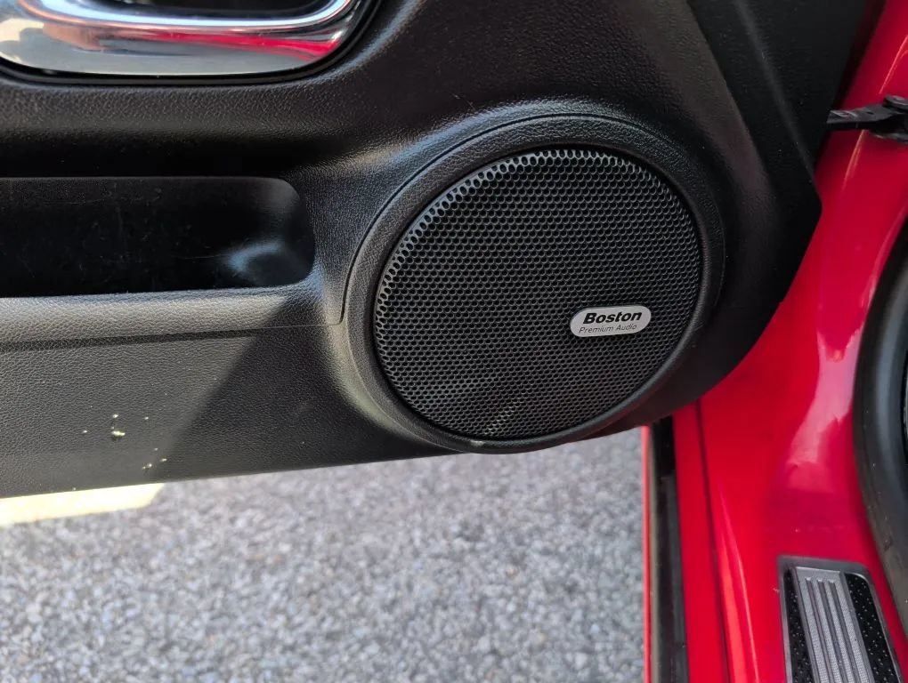 Used 2015 Chevrolet Camaro SS w/ RS Package RWD image 19
