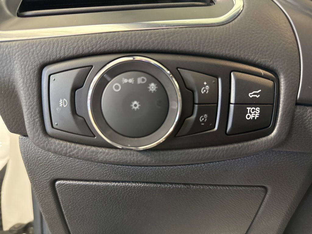 Used 2024 Ford Edge Titanium w/ Titanium Elite Package image 20