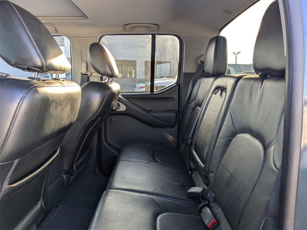 Used 2020 Nissan Frontier PRO-4X w/ Pro-4x Utility Package image 12