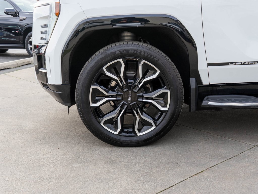Used 2025 GMC Sierra EV Denali image 31