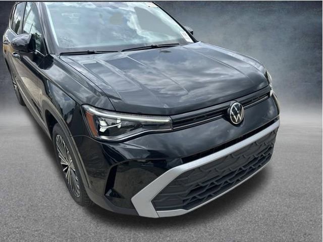 Used 2025 Volkswagen Taos SE FWD image 5
