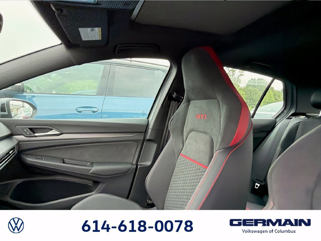 New 2026 Volkswagen GTI SE FWD image 18