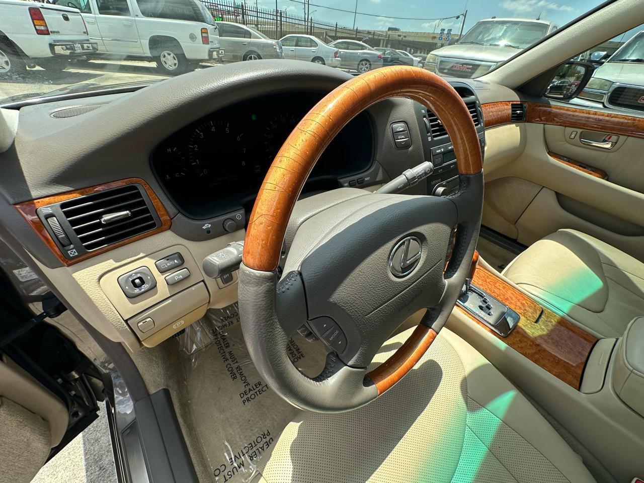 Used 2004 Lexus LS 430 w/ Premium Pkg RWD image 21