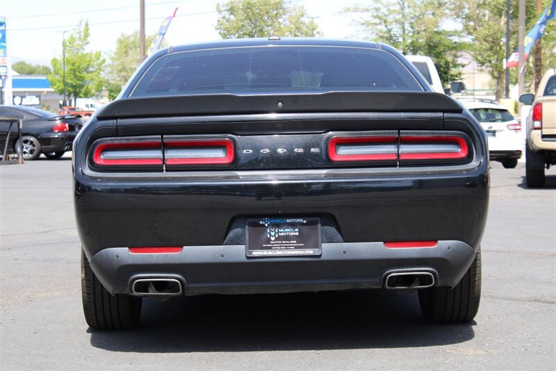 Used 2018 Dodge Challenger SXT w/ Blacktop Package RWD image 11