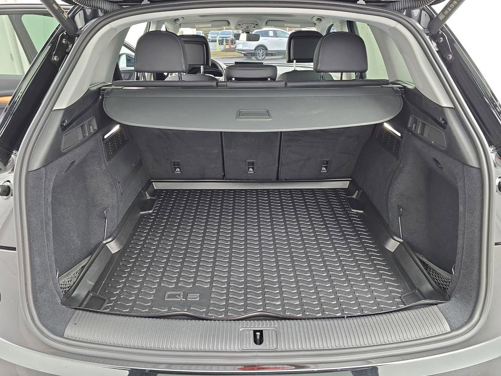 Used 2023 Audi Q5 2.0T Premium Plus w/ Premium Plus Package image 23