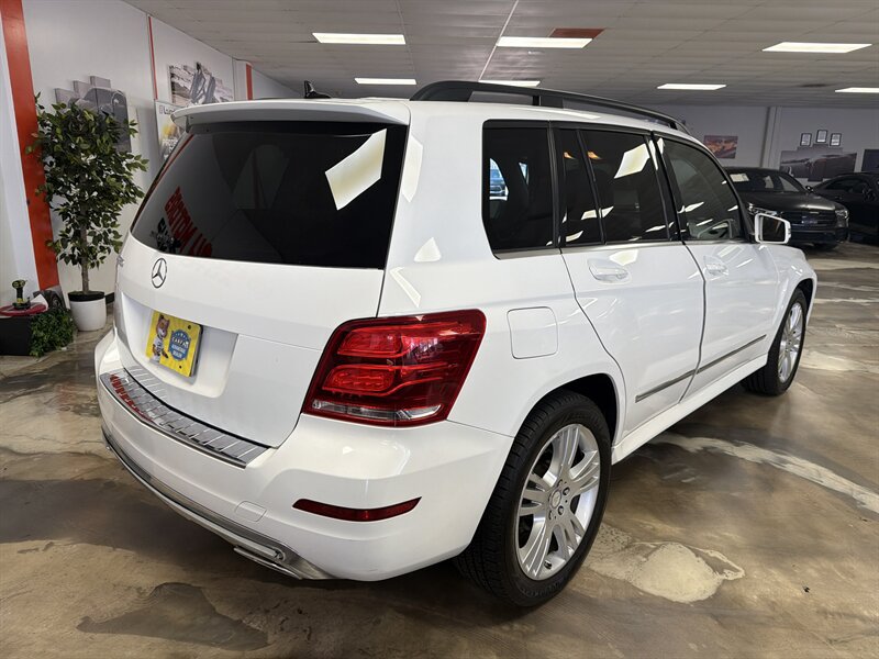 Used 2014 Mercedes-Benz GLK 350 2WD image 9