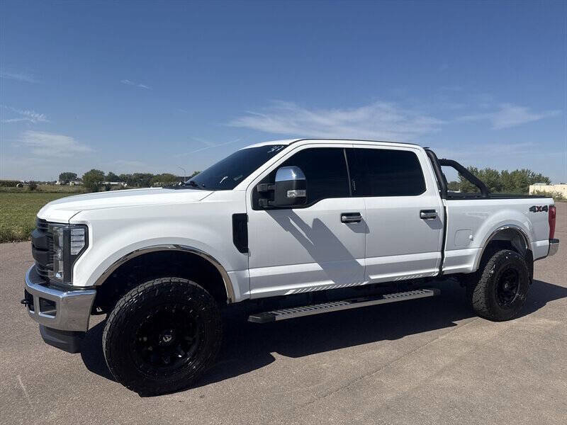 Used 2019 Ford F250 XLT w/ XLT Value Package image 2