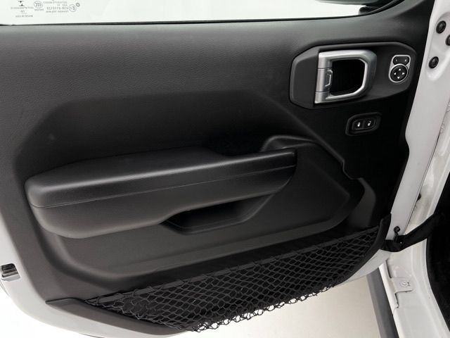 Used 2020 Jeep Wrangler Unlimited Sport AWD/4WD image 25