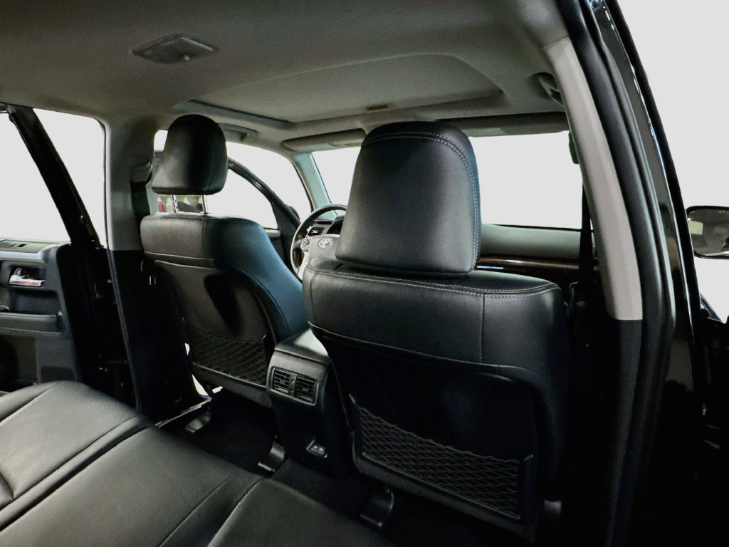 Used 2023 Toyota 4Runner Limited AWD/4WD image 32