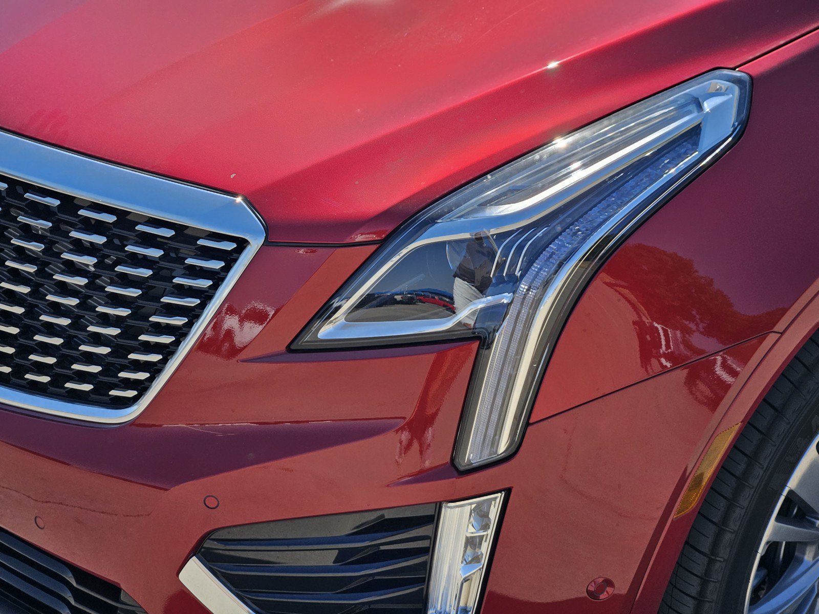 New 2026 Cadillac XT5 Premium Luxury w/ Driver Assist Package FWD image 5