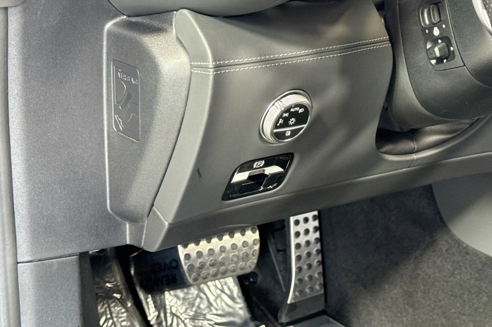 Used 2022 Mercedes-Benz SL 63 AMG 4MATIC image 10