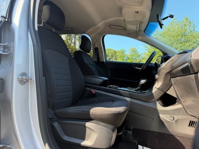 Used 2016 Ford Edge SE AWD/4WD image 15