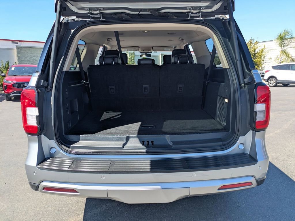 Used 2024 Ford Expedition Max XLT image 31