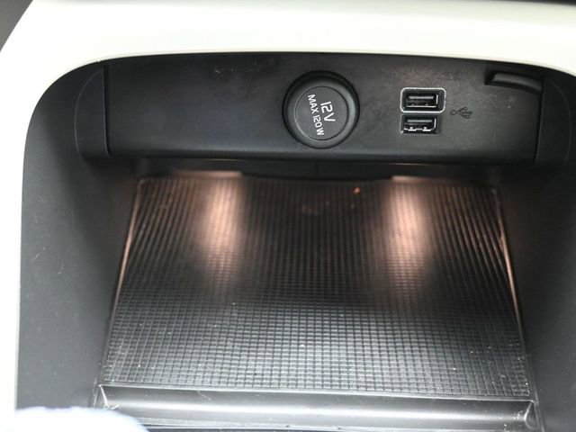 Used 2021 Volvo XC40 T5 Inscription w/ Protection Package Premier image 43