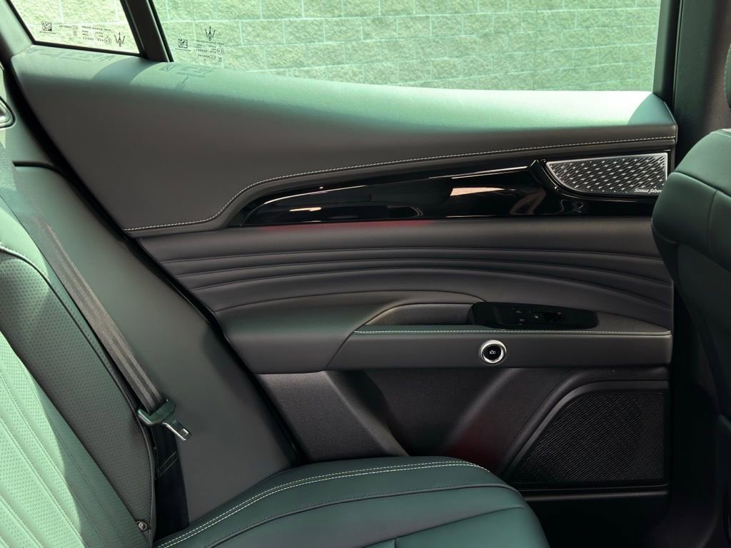 Certified 2024 Maserati Grecale GT image 23